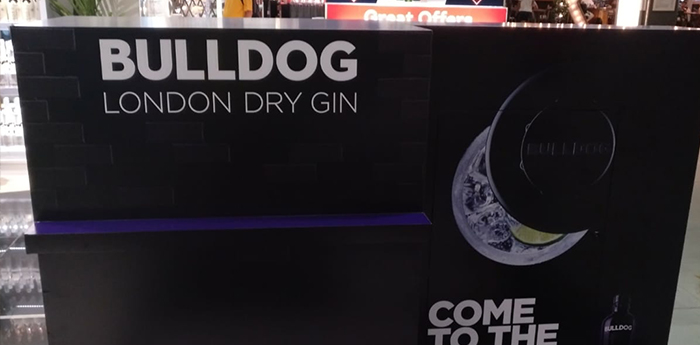 Espacio Promocional Bullgog London Dry Gin Ibiza