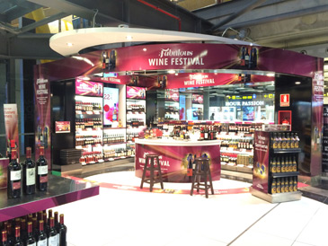 Produccin y montaje de la Campaa de Wine Festival en aeropuertos